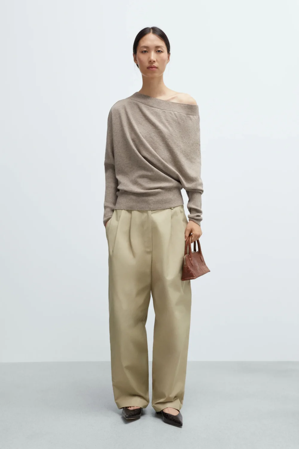 MERINO WOOL OFF-SHOULDER SWEATER
