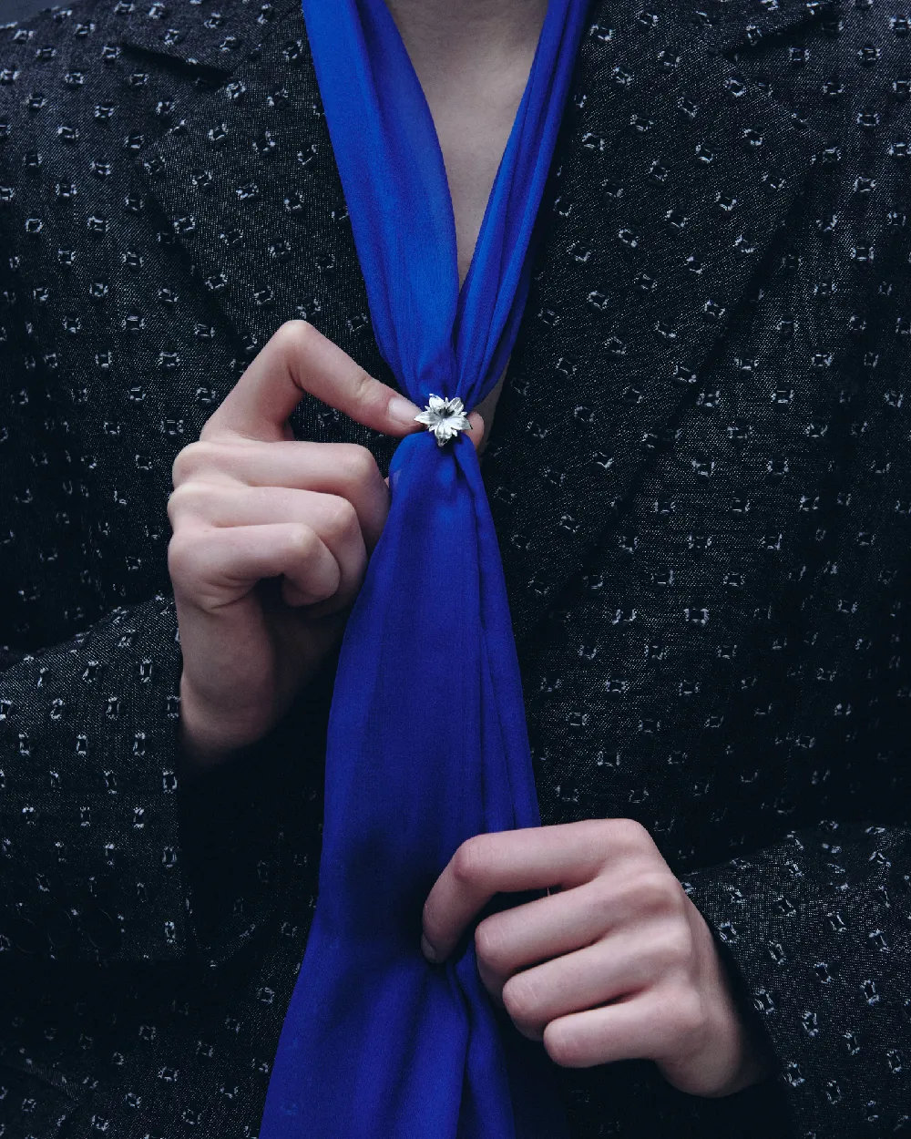 Onda Scarf & Ring - 4