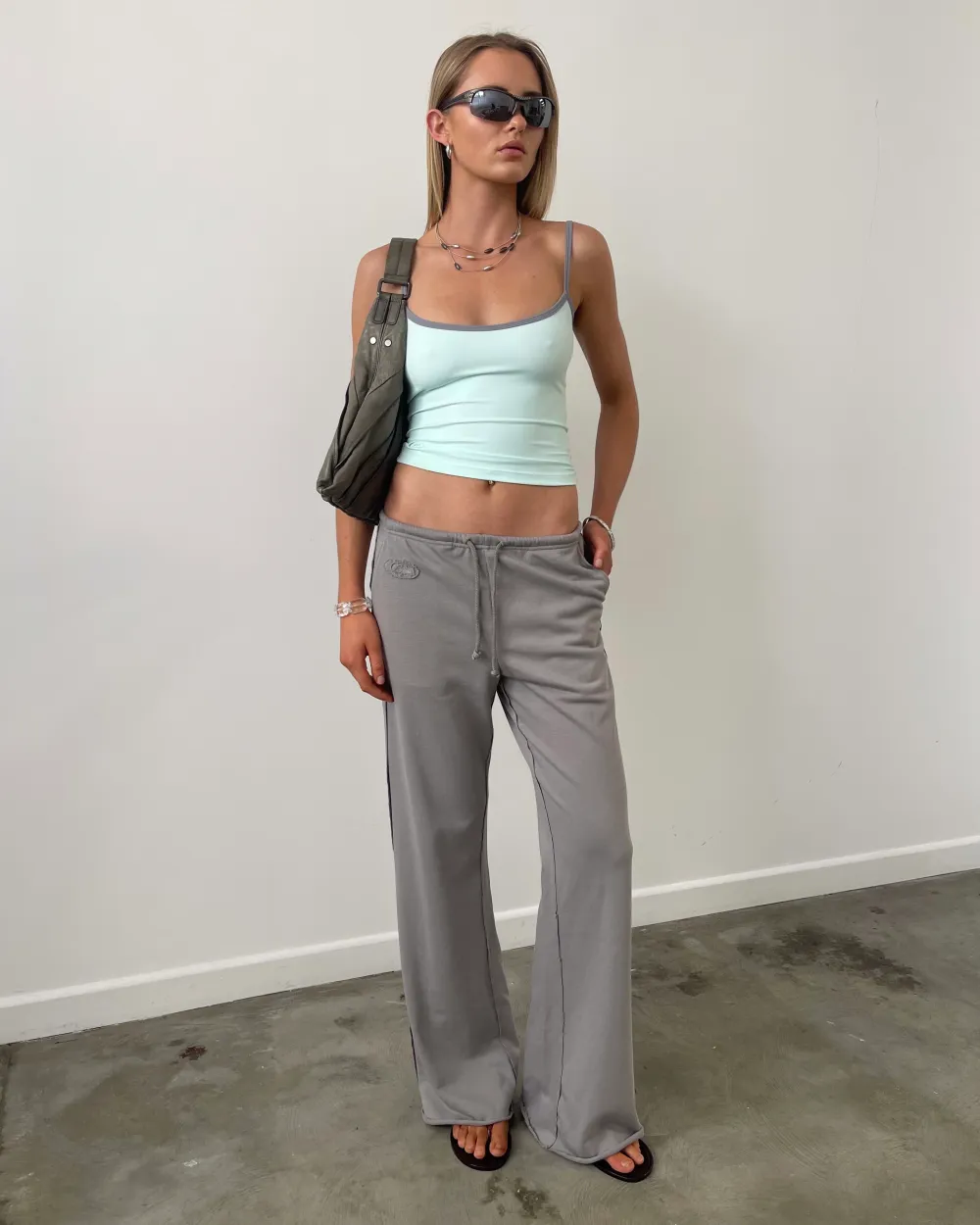 Slouch Bootcut Trackpant | Taupe - 4