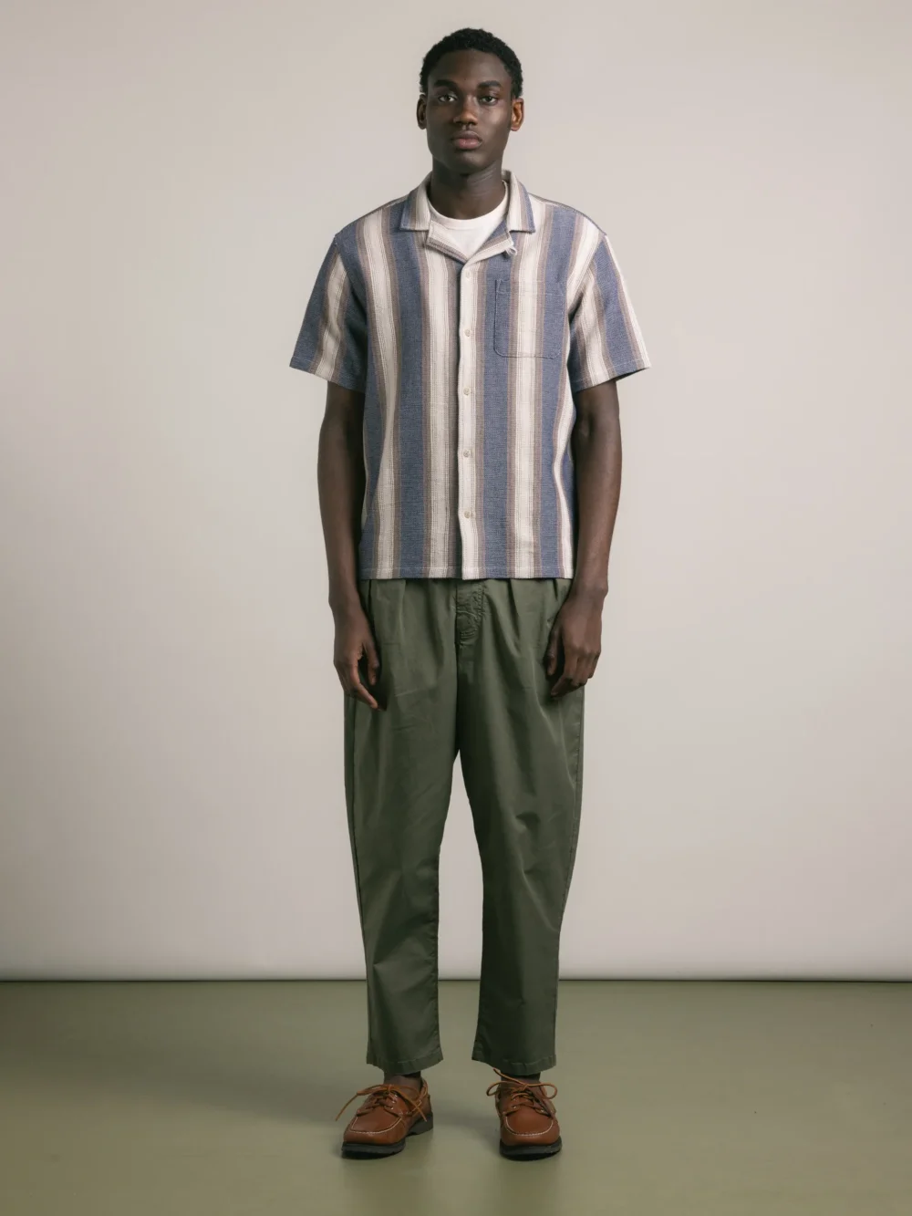 Cramond Shirt in Navy / Brown Stripe Open Weave Cotton - 2