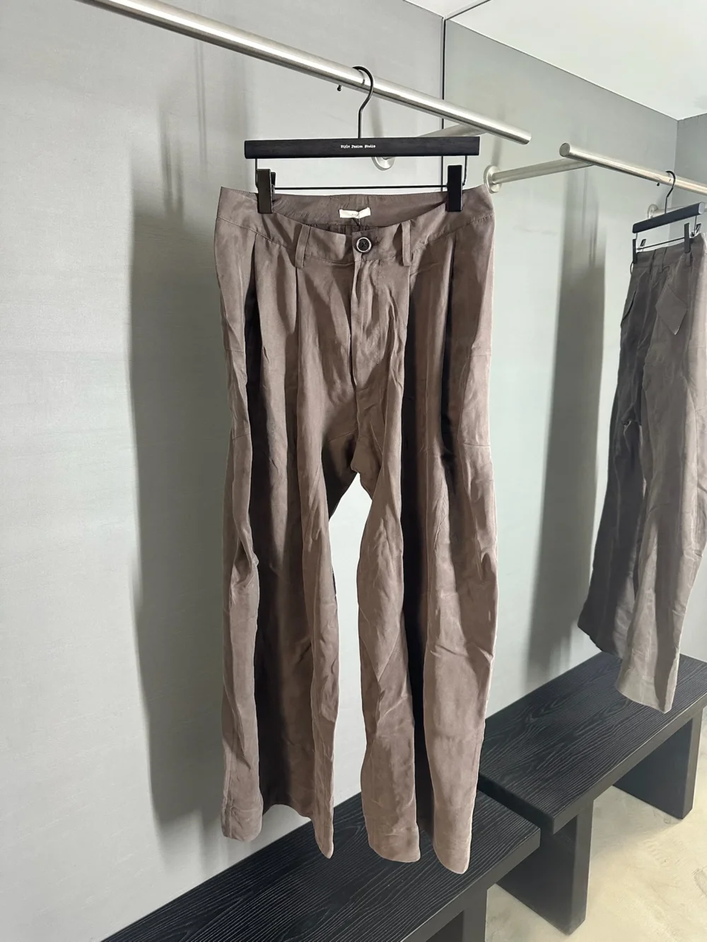 Peng Tai Leg Cut Cargo