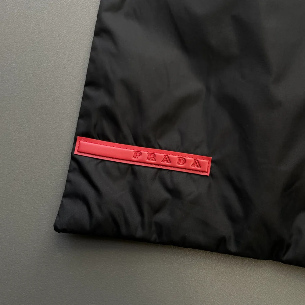 Prada Sport Black & Grey FW99 Nylon Panelled Padded Pocket Scarf - 3