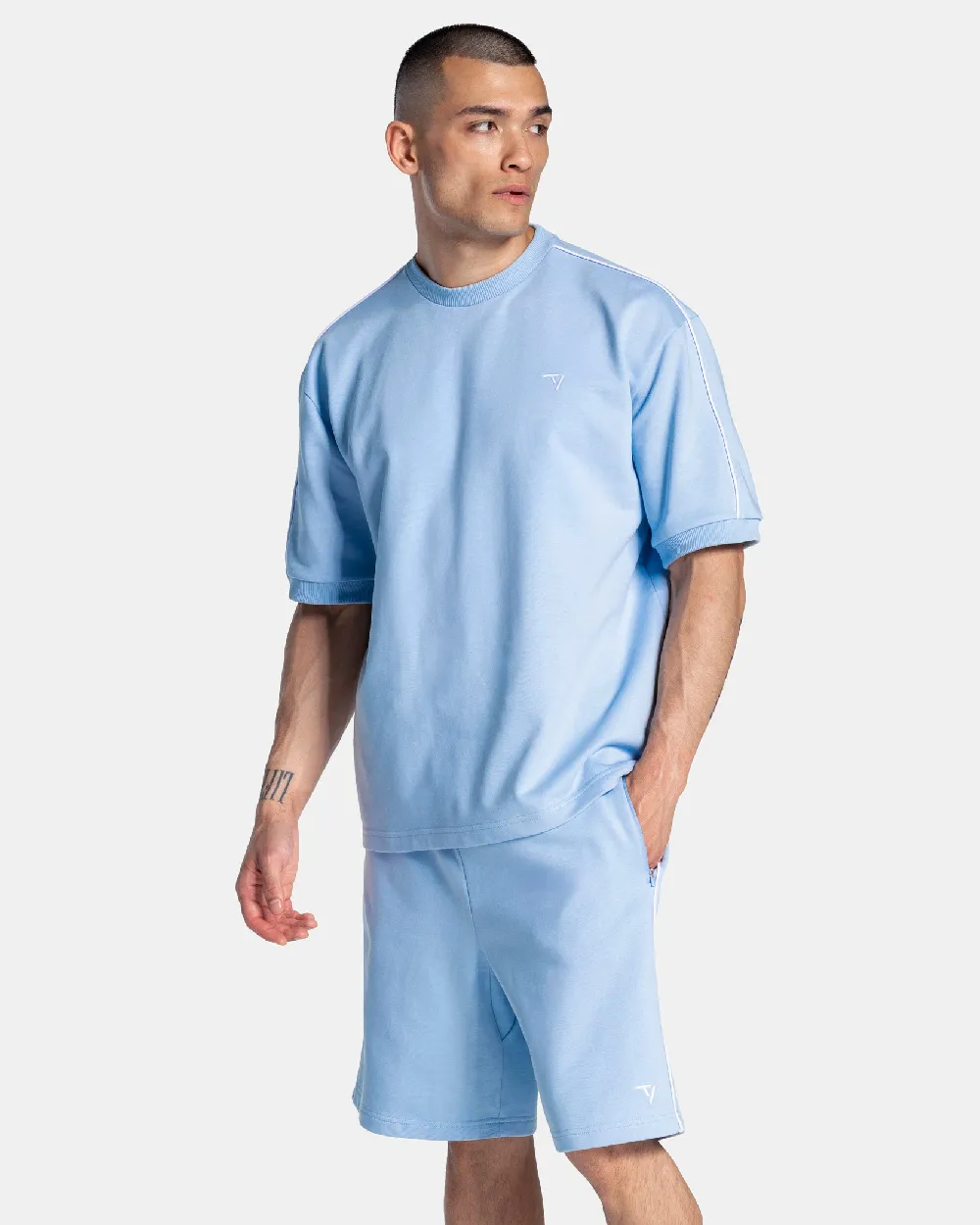Contrastline Oversized T-Shirt ‘Baby Blue’