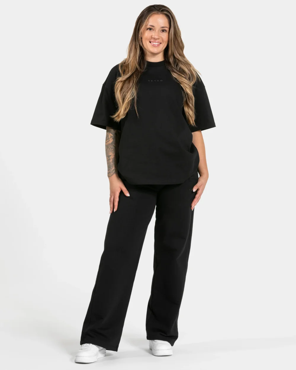 RI’VAIV Straight Leg Joggers ‘Black’ - 3