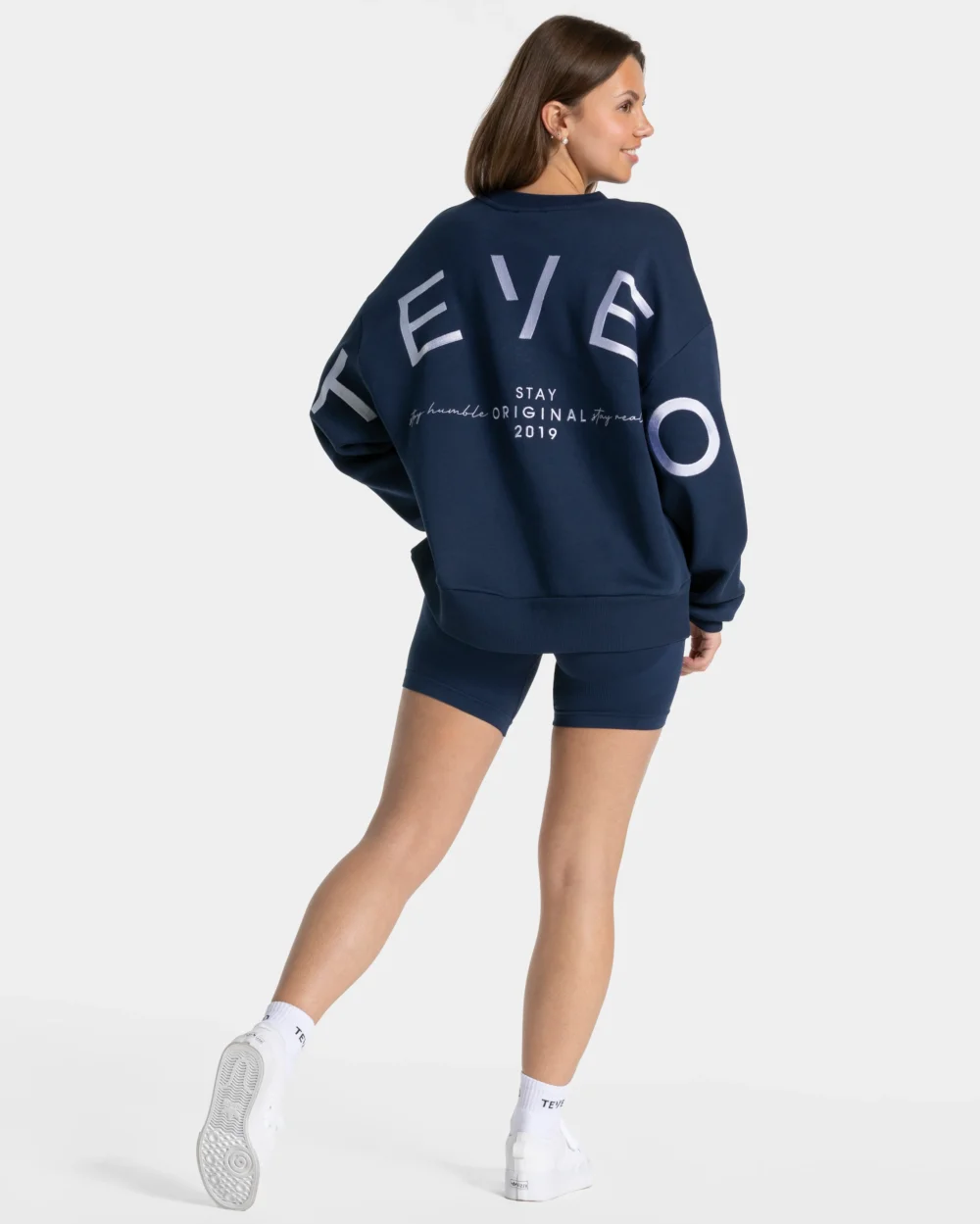 Signature Oversized Sweater ‘Dark Blue’ - 5