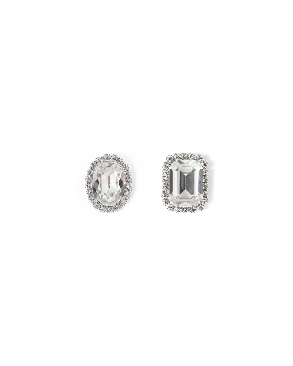 Elizabeth Studs