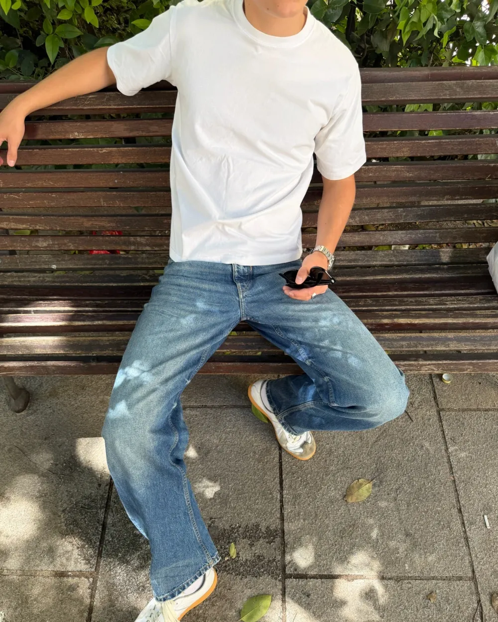 PLAIN TEE - 4