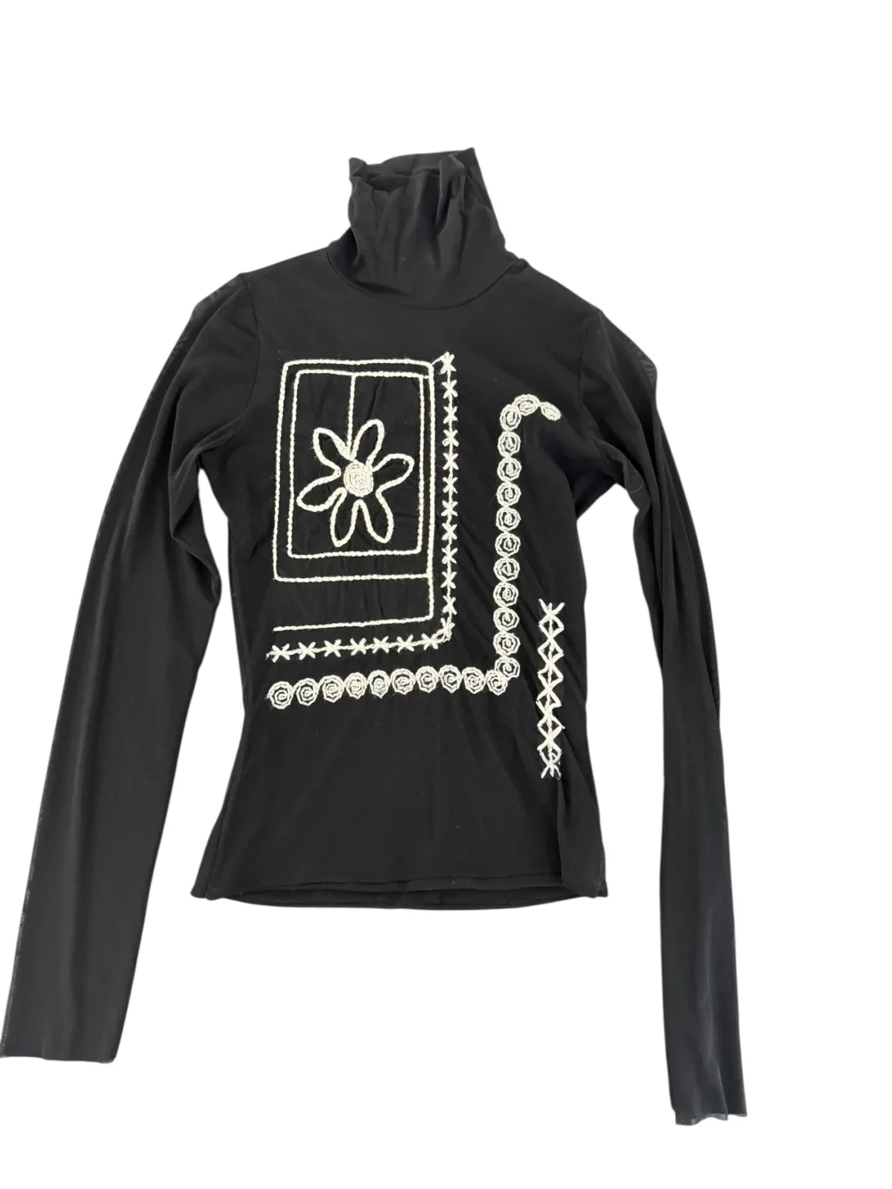 Extyn Graphic Print Turtle Neck Top