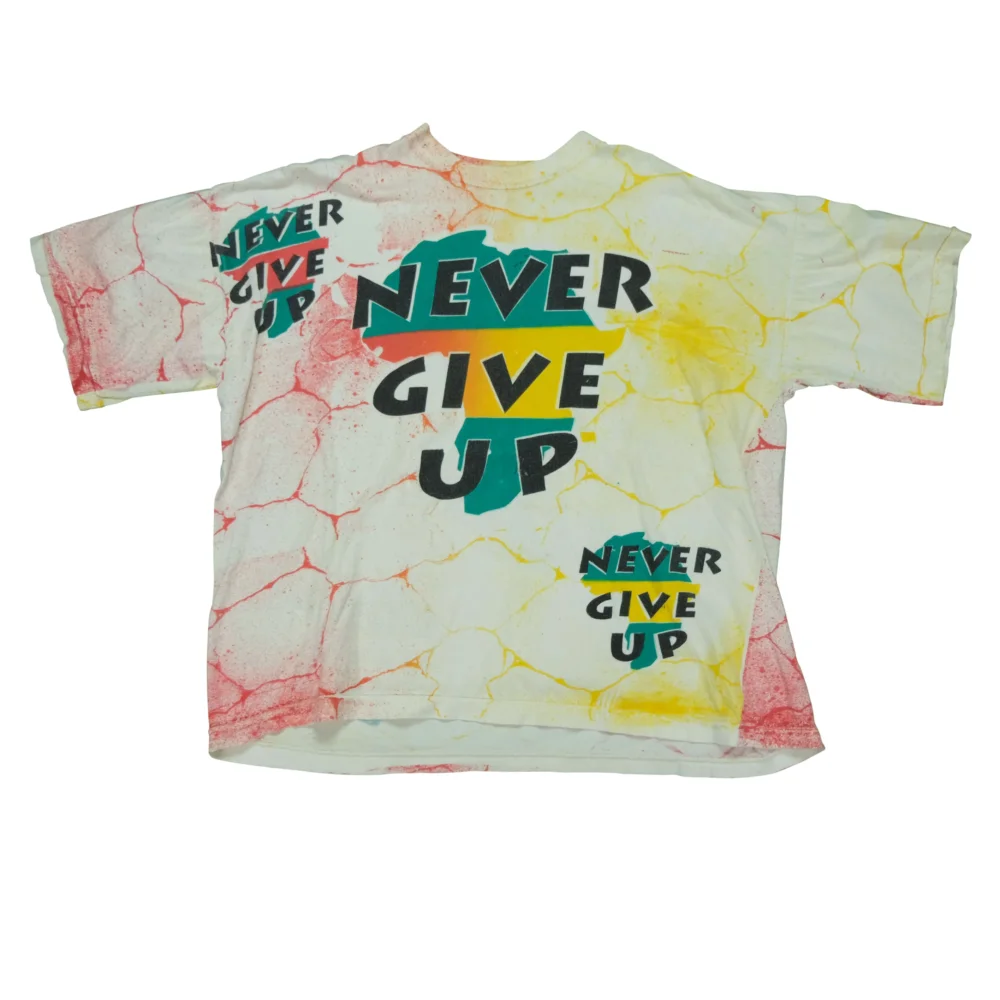 Vintage ACCORD Nelson Mandela Never Give Up Africa All Over Print T Shirt 90s White XL