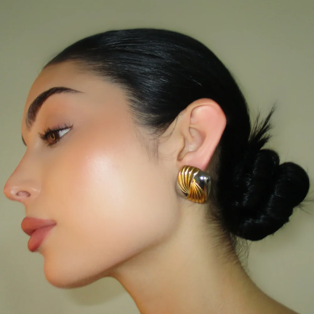 The Two Tone Swirl Stud