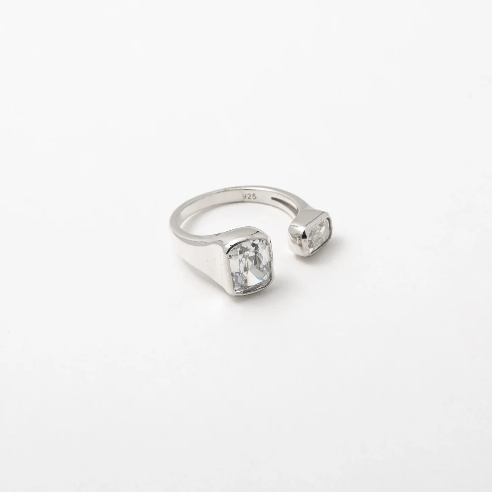 The Simple Crystal Double Band