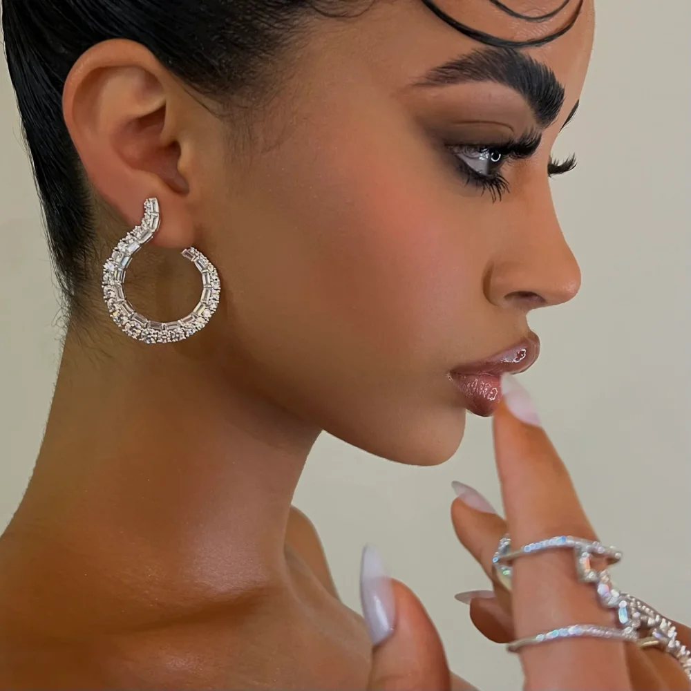 The 925 Abstract Loop Hoop