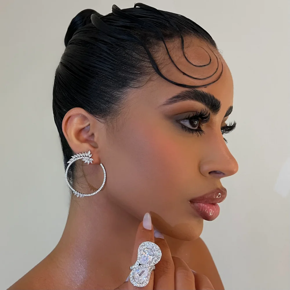 The 925 Leaf Crystal Hoop