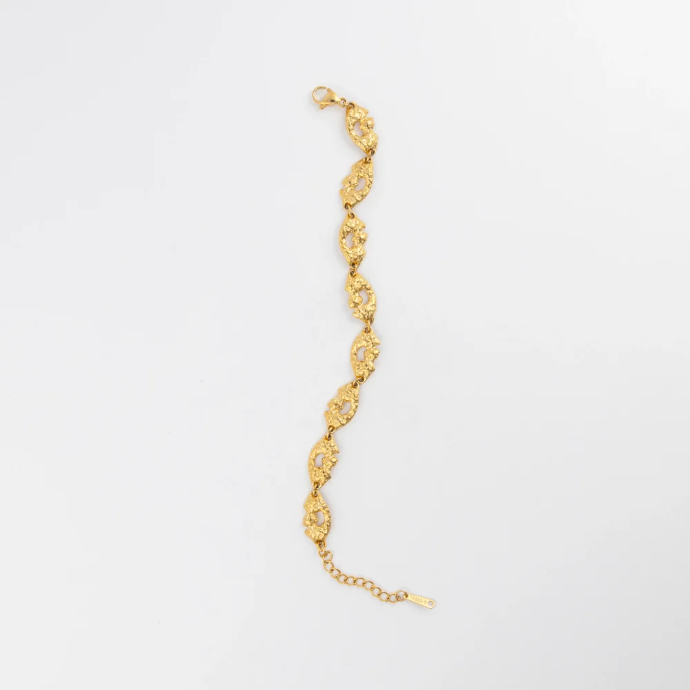 The Gold Cluster Bracelet