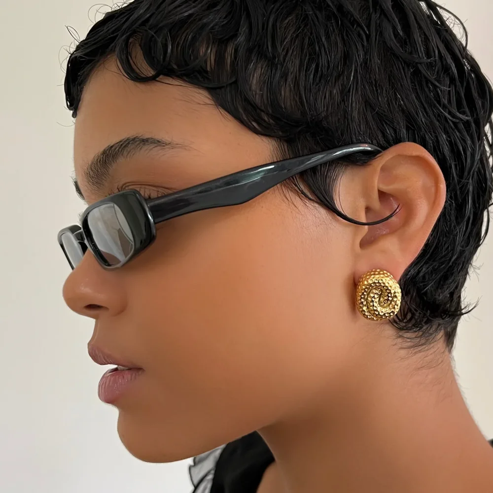 The Gold Mini Swirl Stud