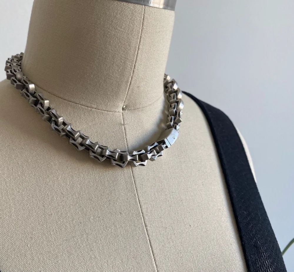 Silver Wire Necklace