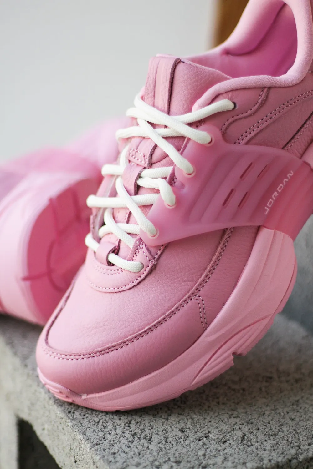 JORDAN TRUNNER O/S "PINK/PINK-SAIL" - 2