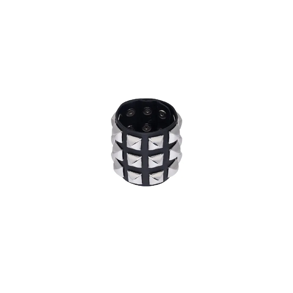Night Dance Hand Choker