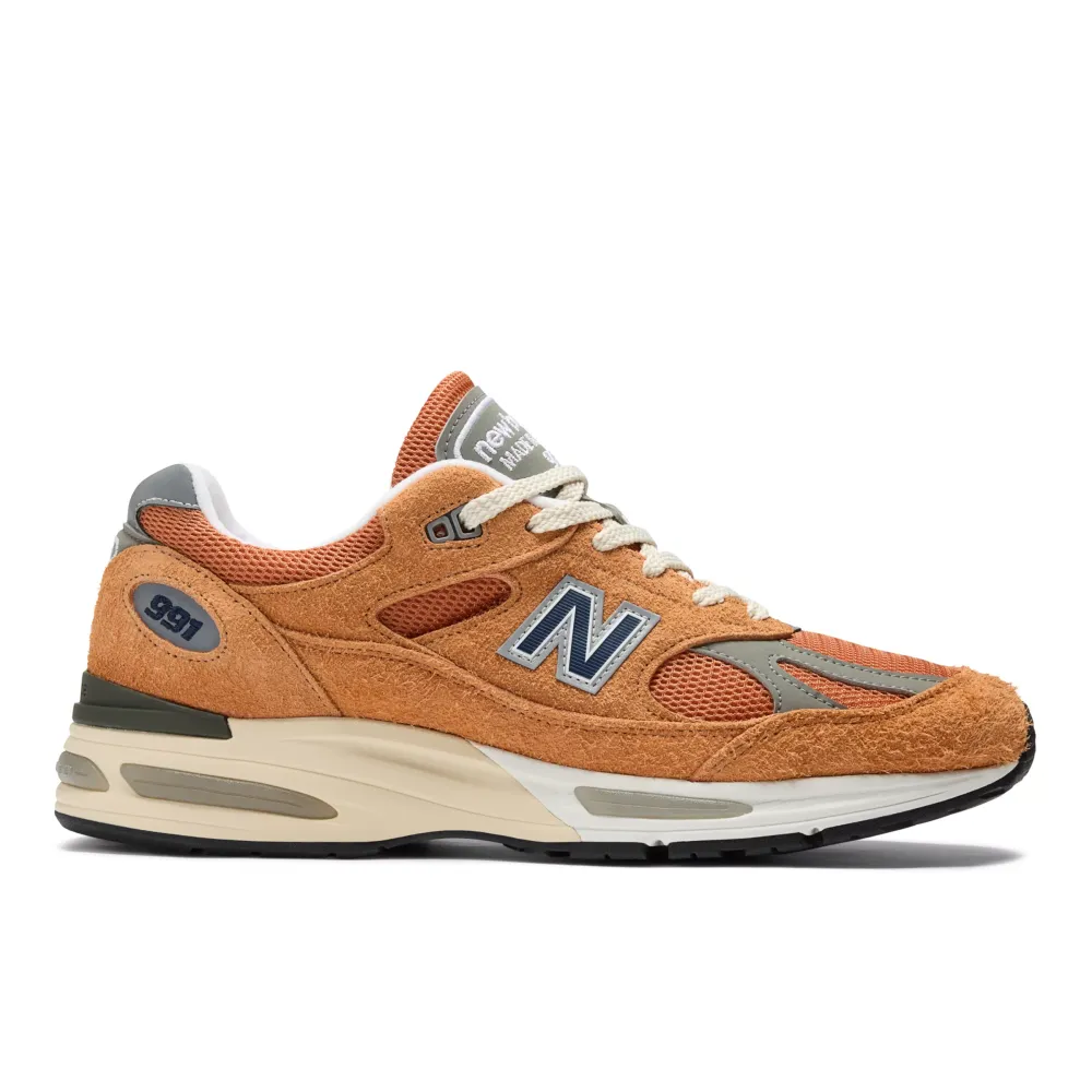 Made in UK 991v2 Grounded pastels