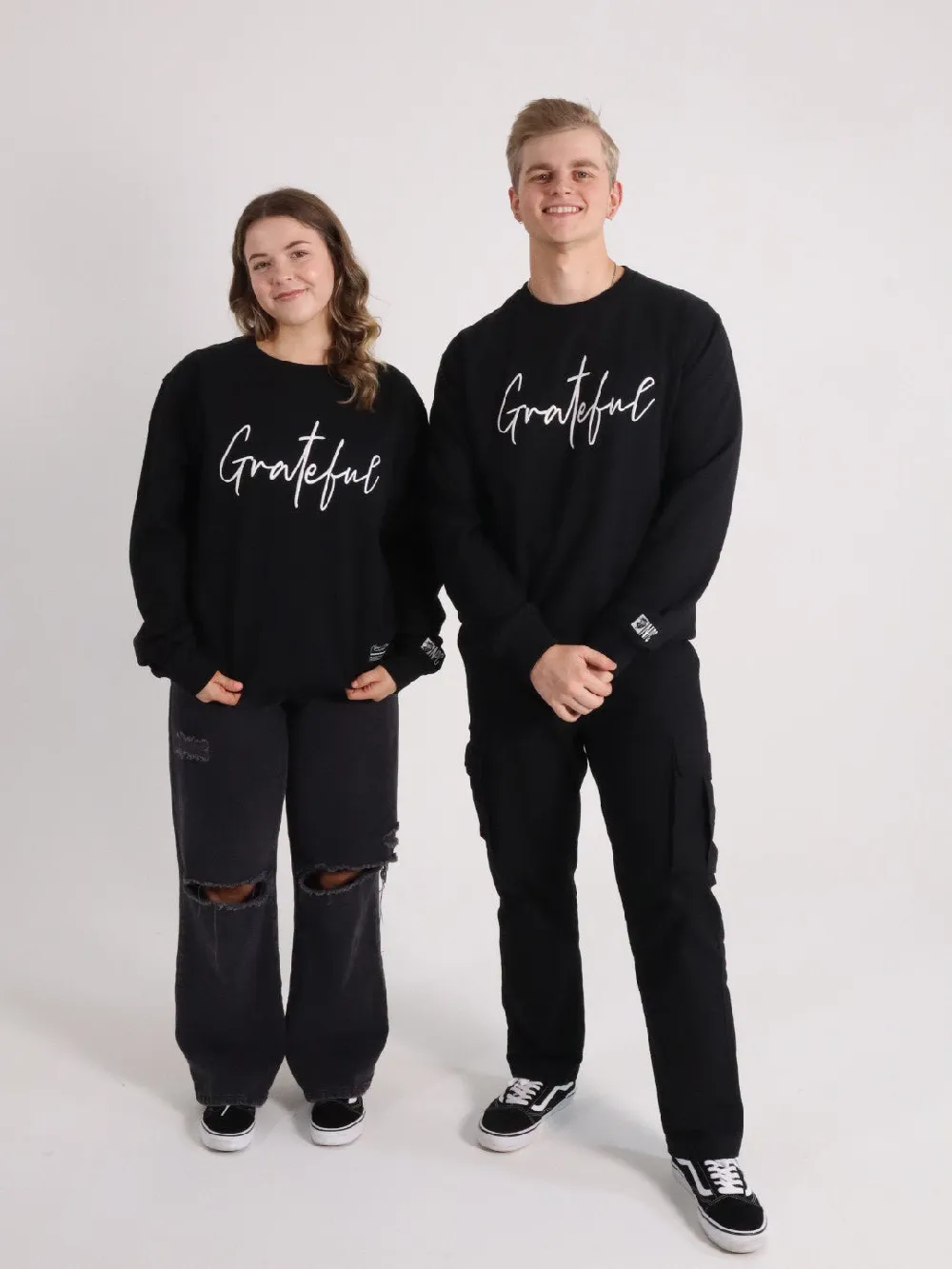 GRATEFUL EMBROIDERED SWEATSHIRT BLACK