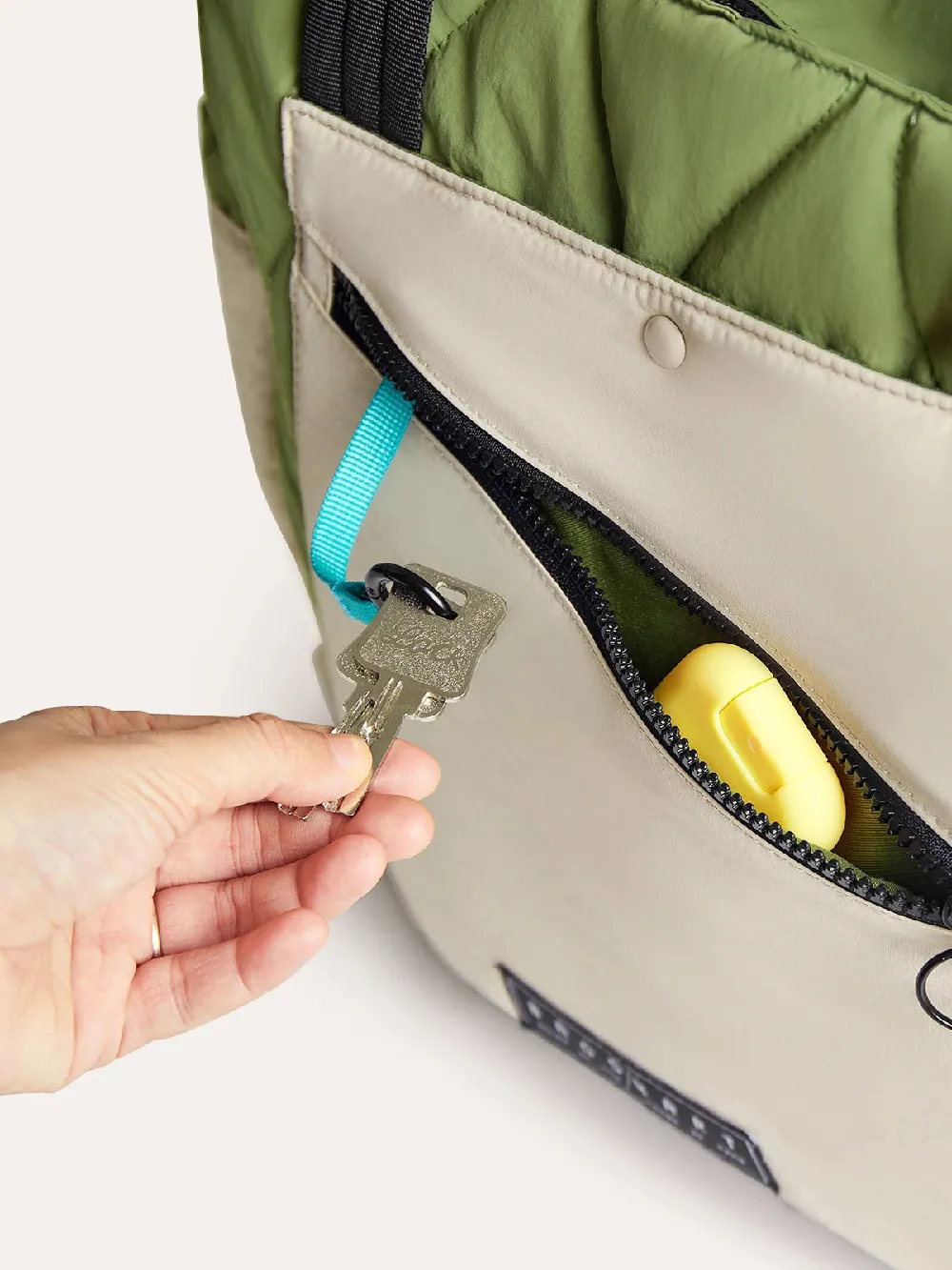 Paz 23L Tote - 5