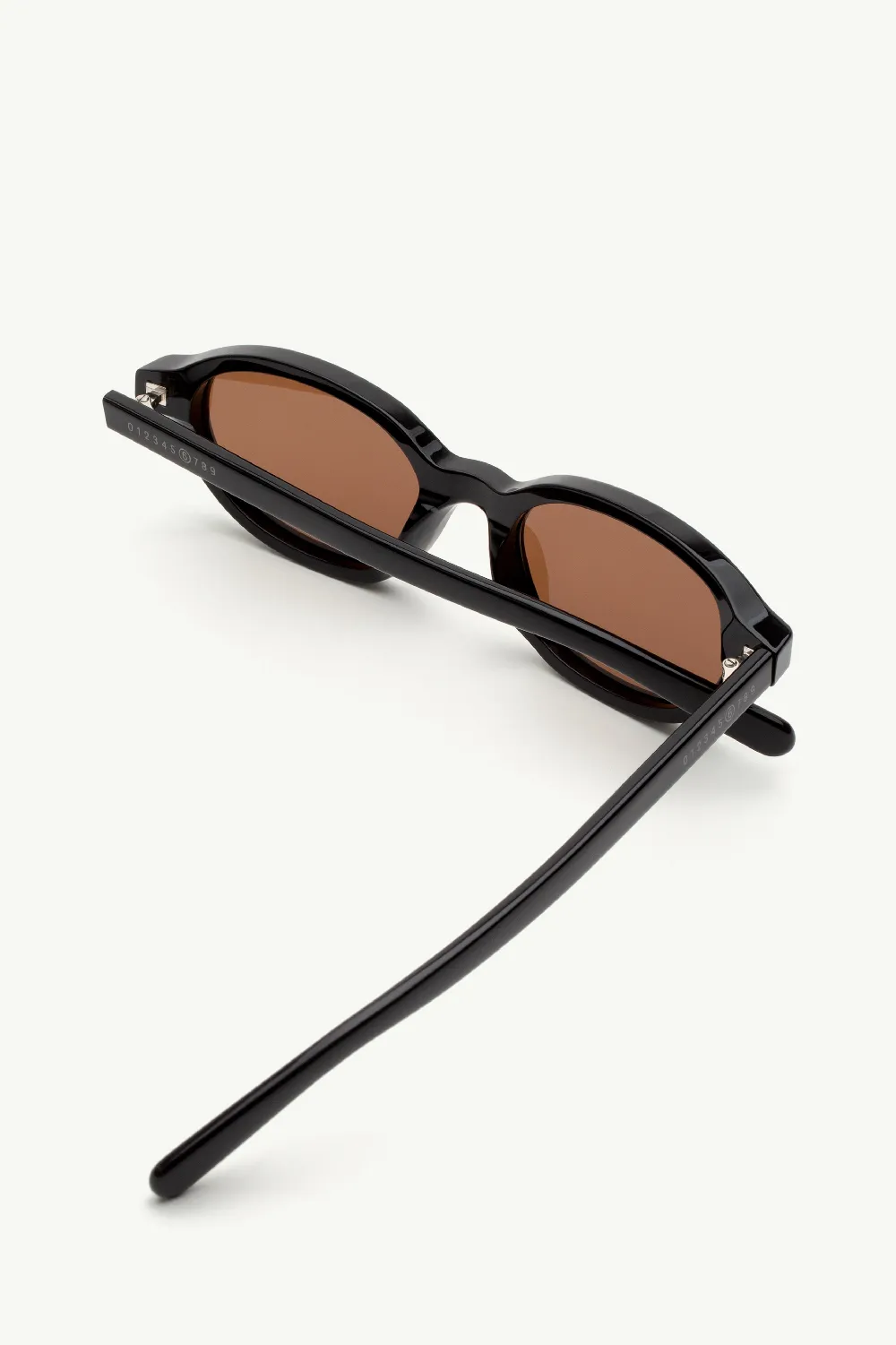 Slim oval sunglasses