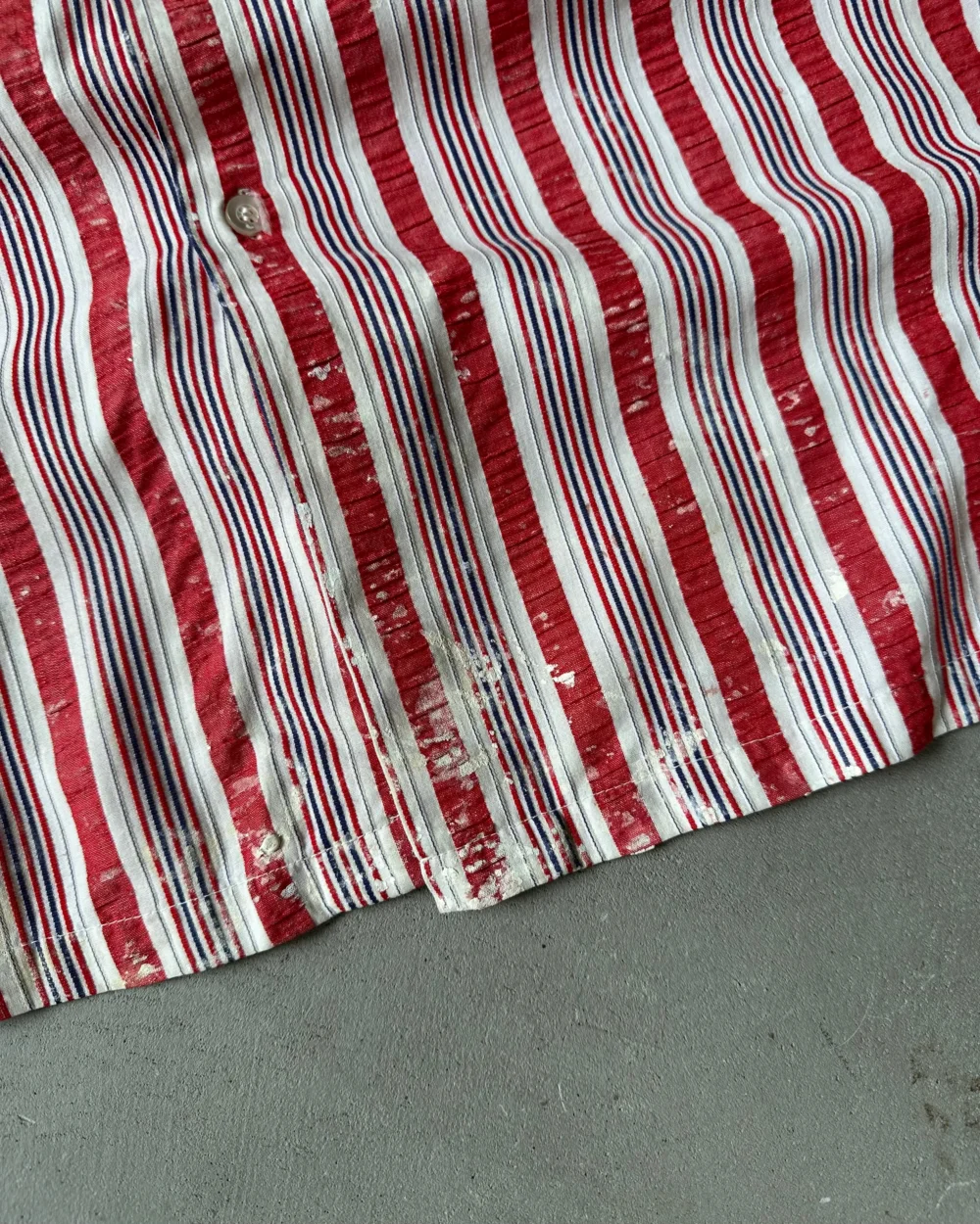 1960s - Distressed Red/White Henqerer’s Striped Shirt - M - 3