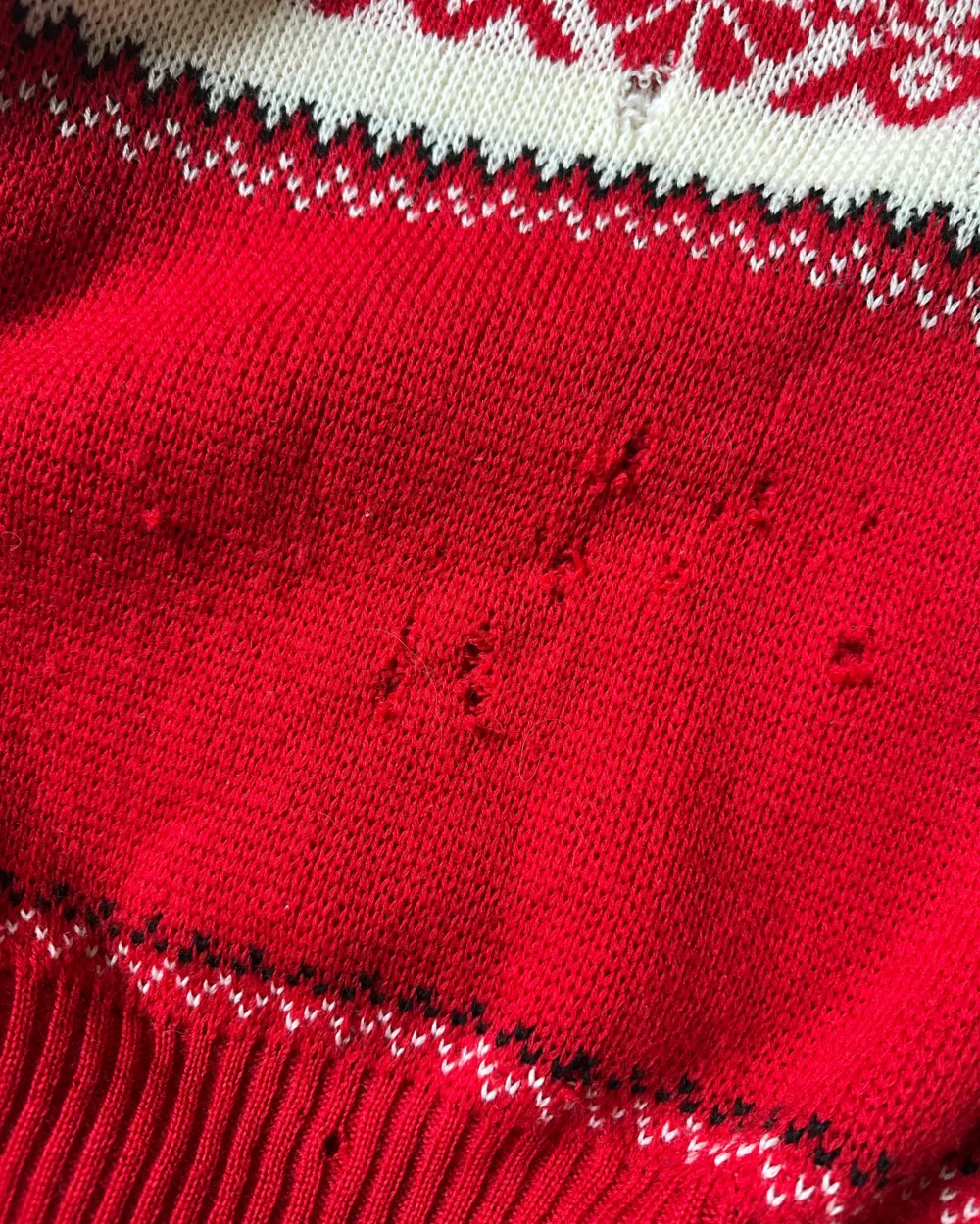 1960s - Distressed Red Nordic Sweater - M - 2