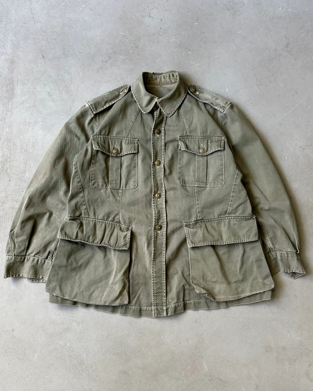 1960s - Distressed Green Military Overshirt - S