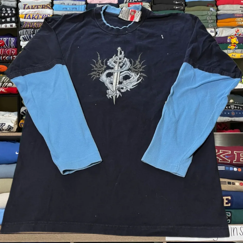 Vintage dragon skater top heavy shirt