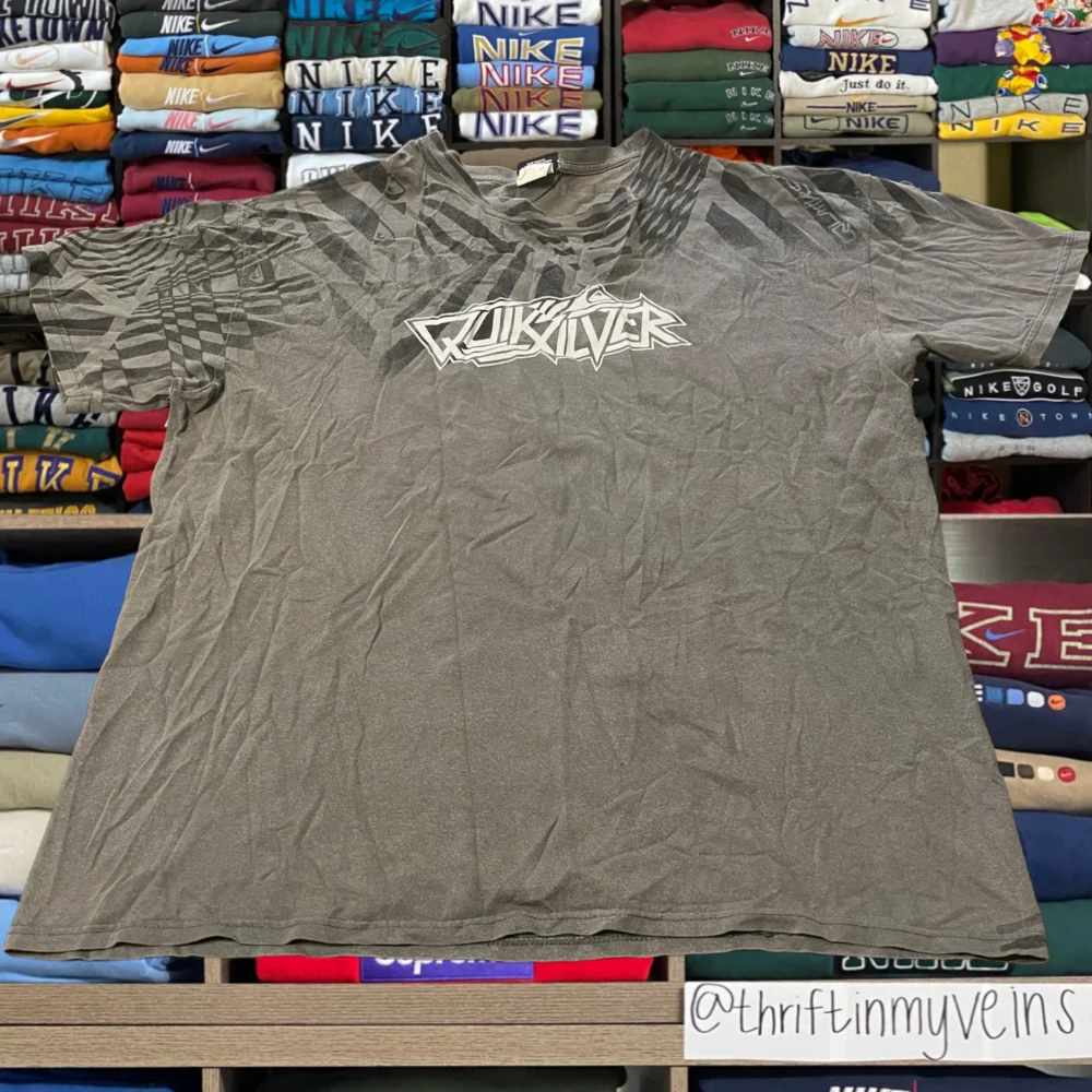 Y2k quiksilver skater (xlarge)