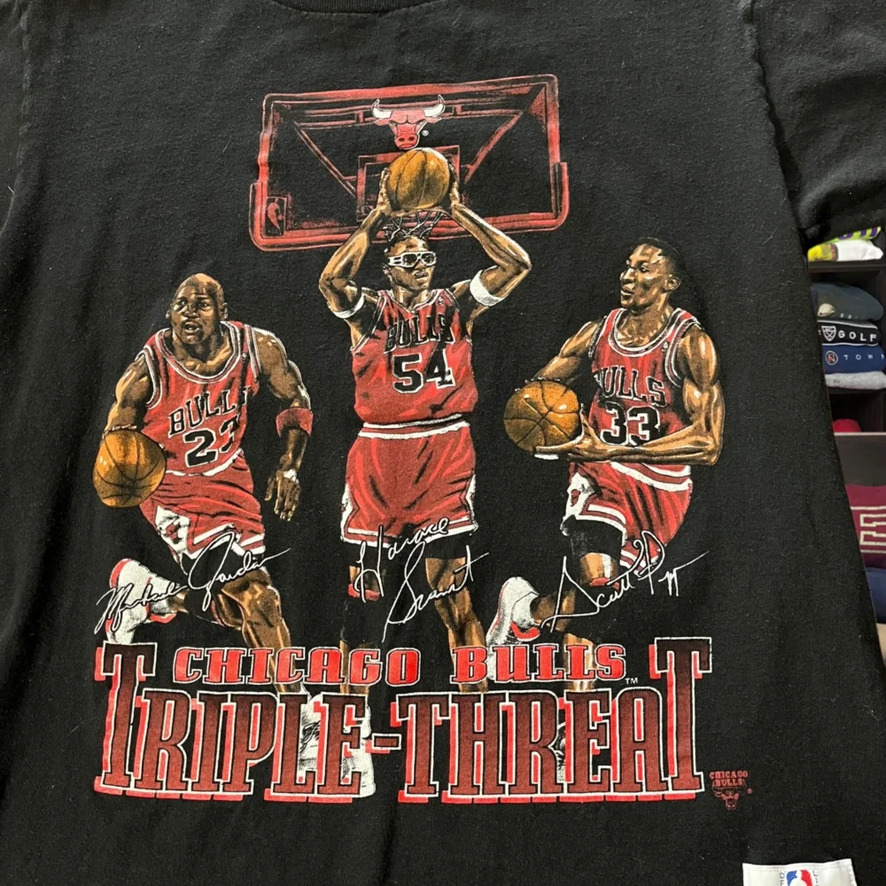 90s Chicago bulls nutmeg triple threat shirt