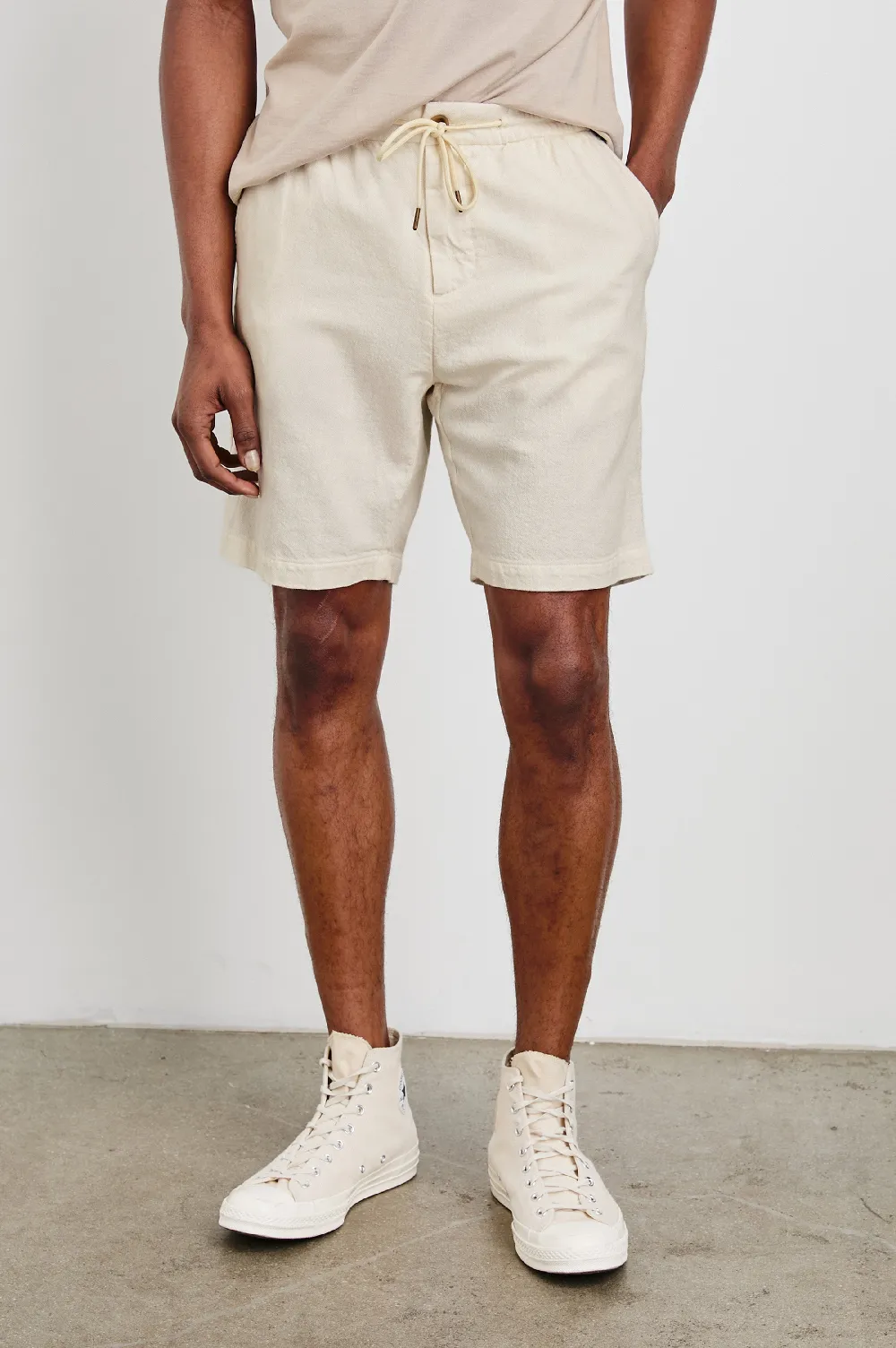 ARCHER 8.5″ SHORT - ECRU