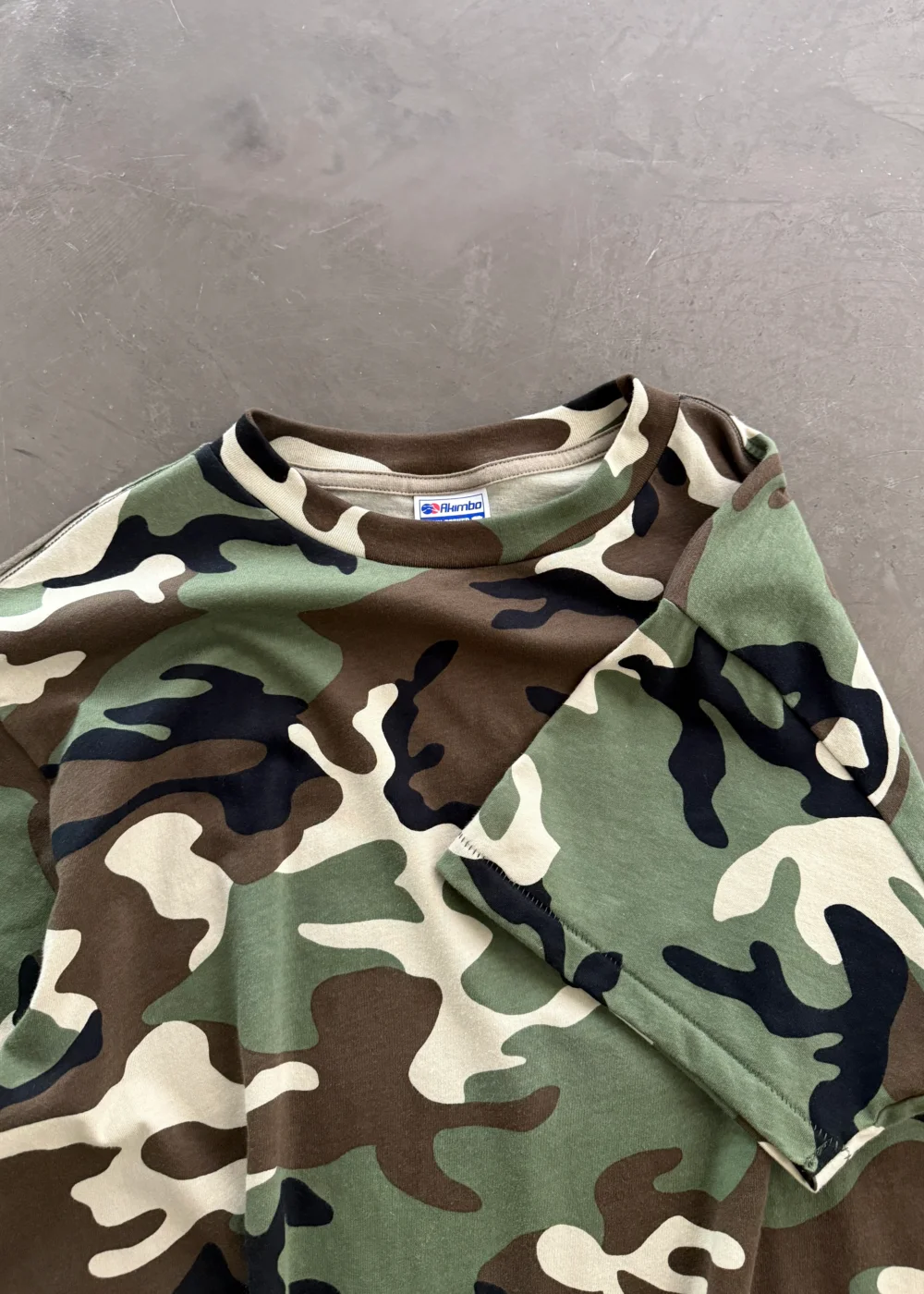 “CHAIN-PEEKER” LIGHT-WEIGHT TEE - WOODLAND CAMO - 3