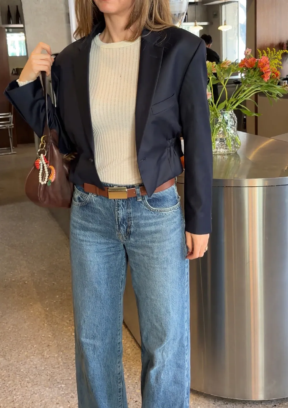 Cinched waist cropped blazer in navy