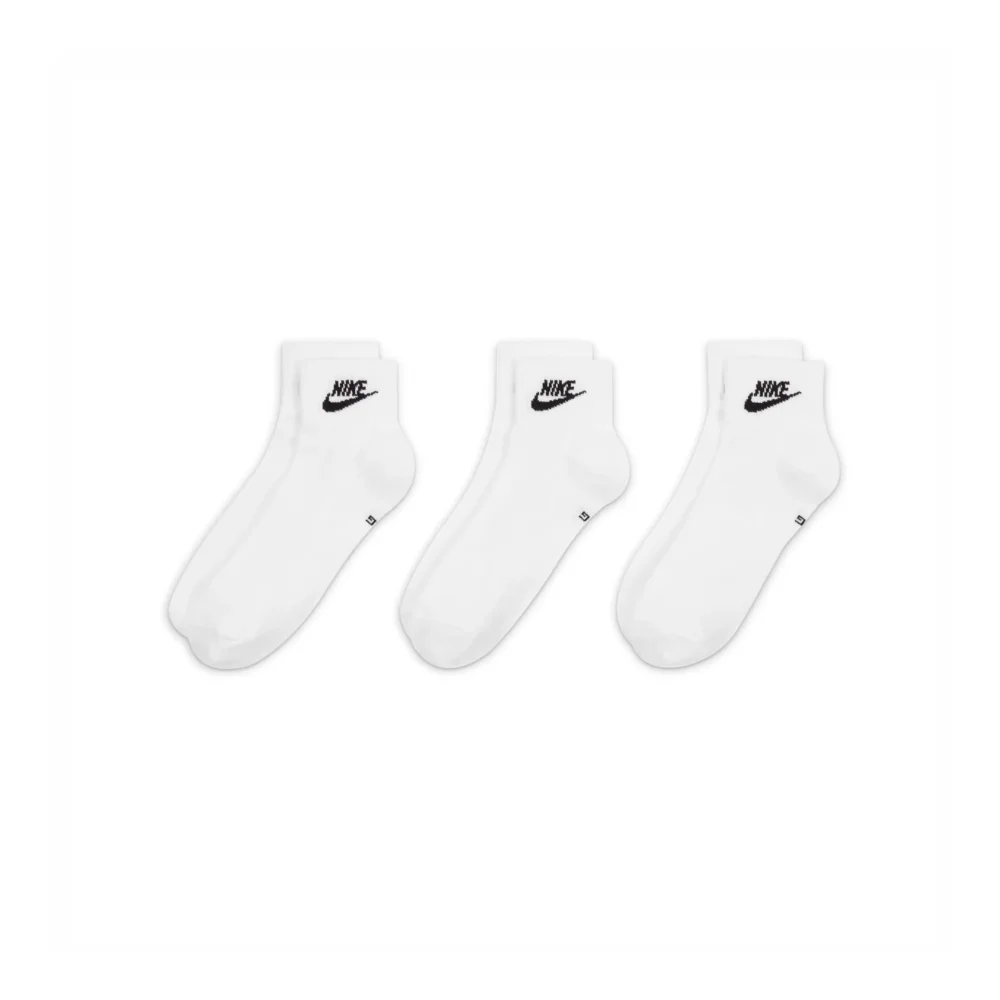 Nike Everyday Essential Ankle Socks (3 Pairs)