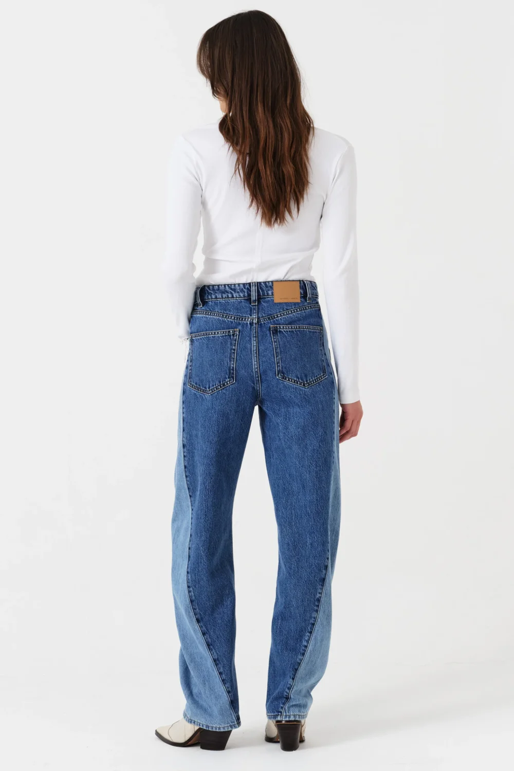 Nina Barrel Leg Jean in Two Tone - 5