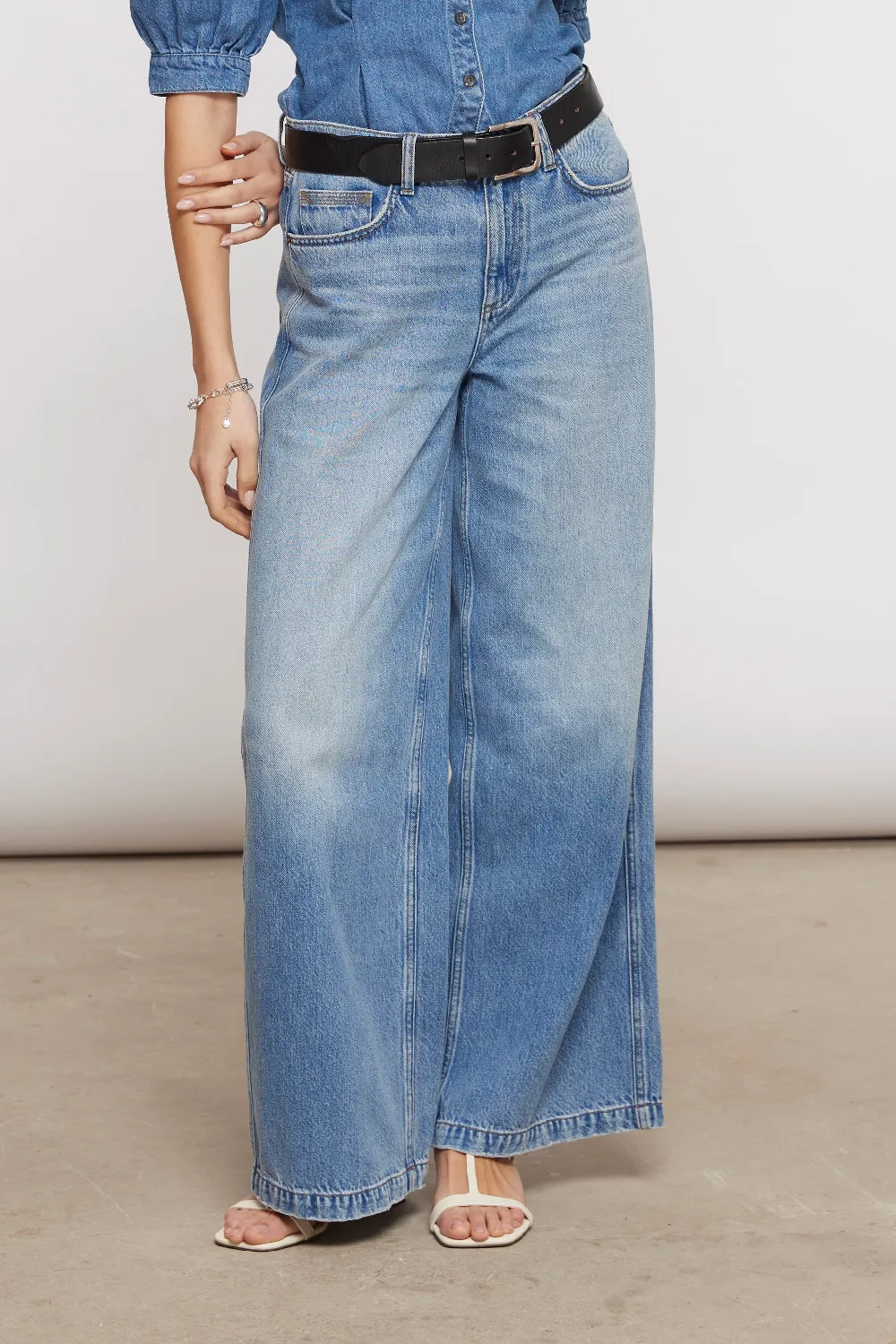 Bay Wide Leg Jean in Malibu
