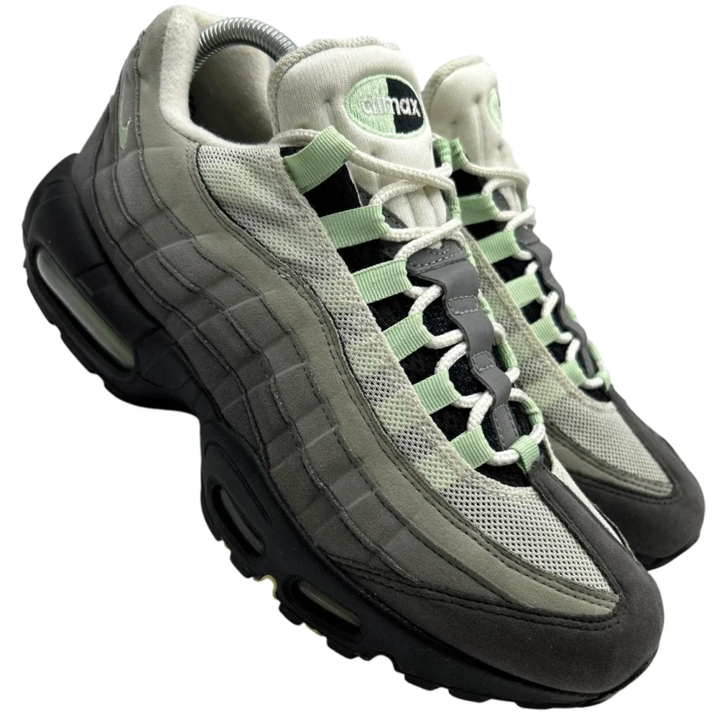 Nike Fresh Mint 95s (UK 7)