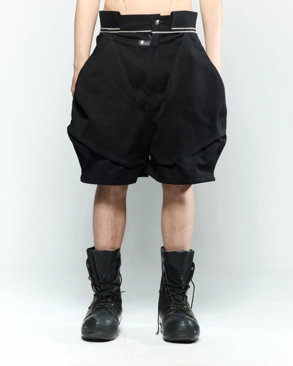 SCALE BUBBLE SHORTS