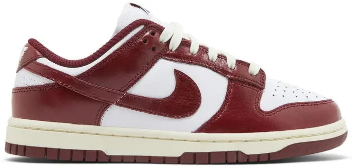 Wmns Dunk Low Premium 'Vintage Red'