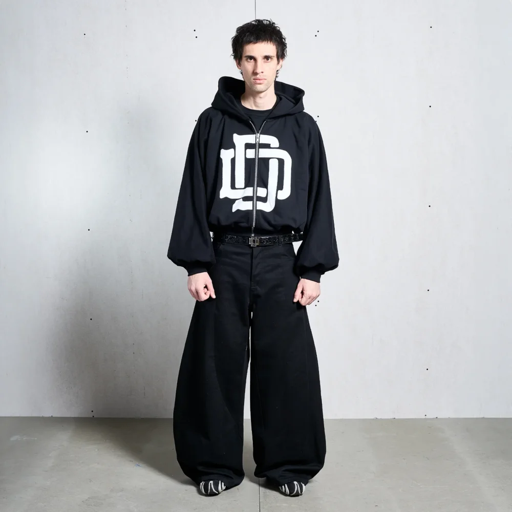 BLACK MONOGRAM ZIPPER