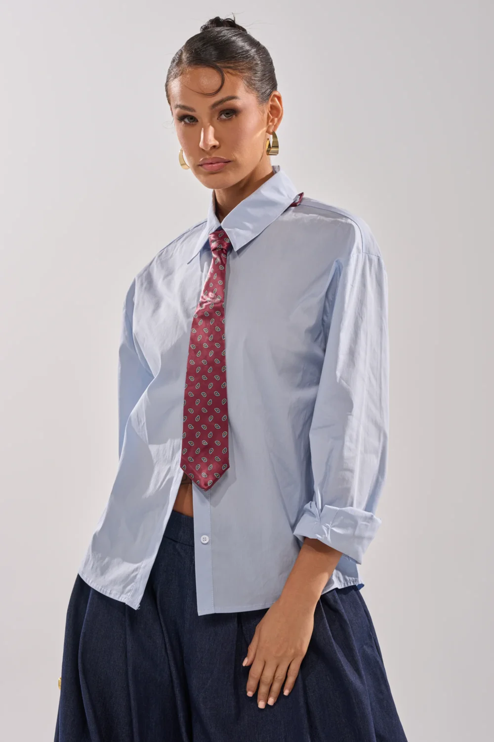 BUSINESS IN THE FRONT BUTTON DOWN - 4