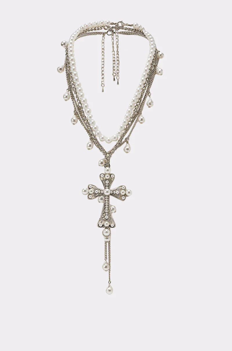 PRINCESS PEARL NECKLACE