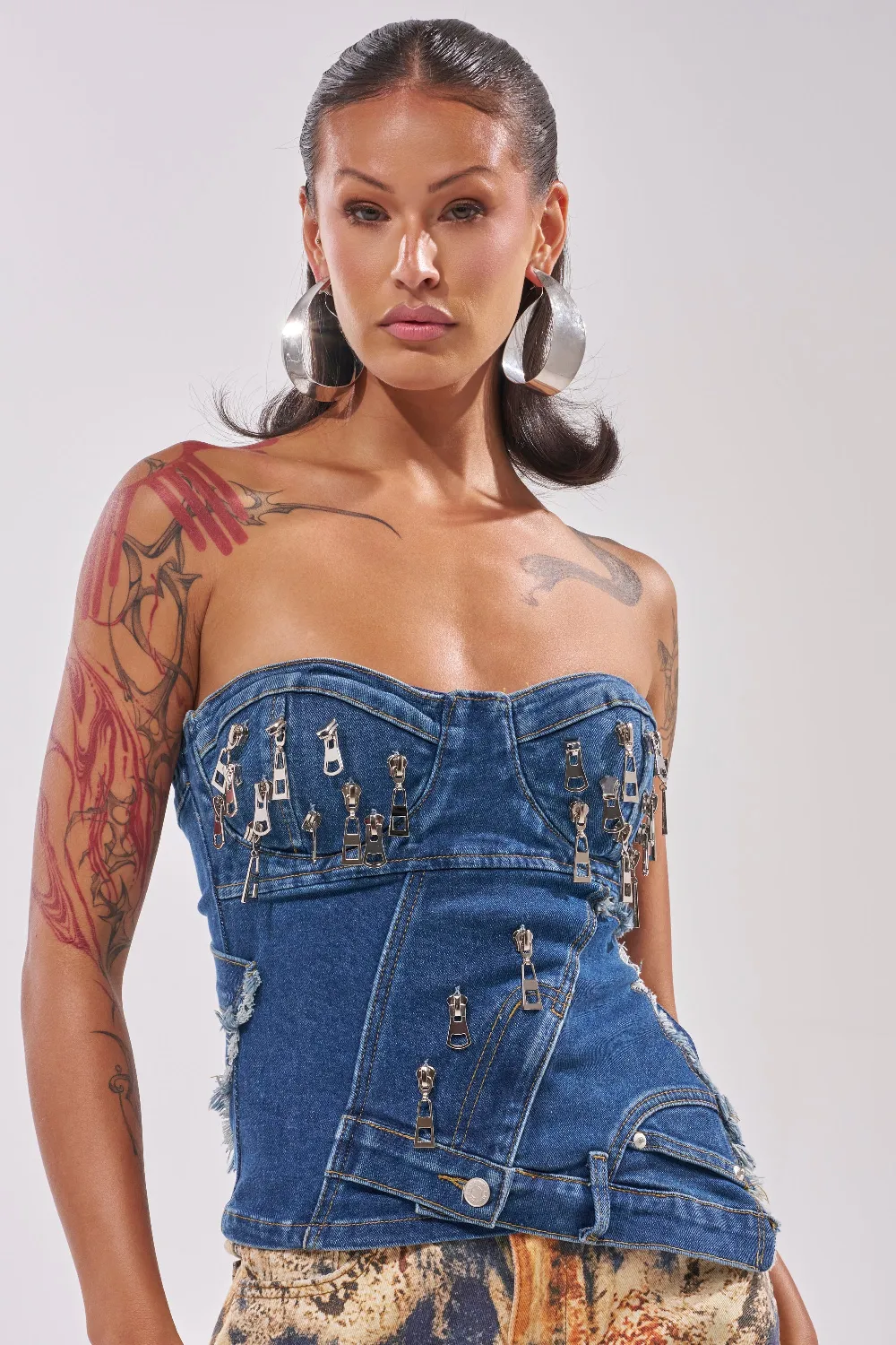 CHAINED OUT CORSET