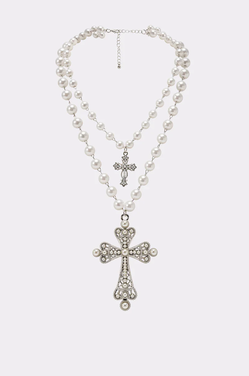 IN MY DREAMS NECKLACE