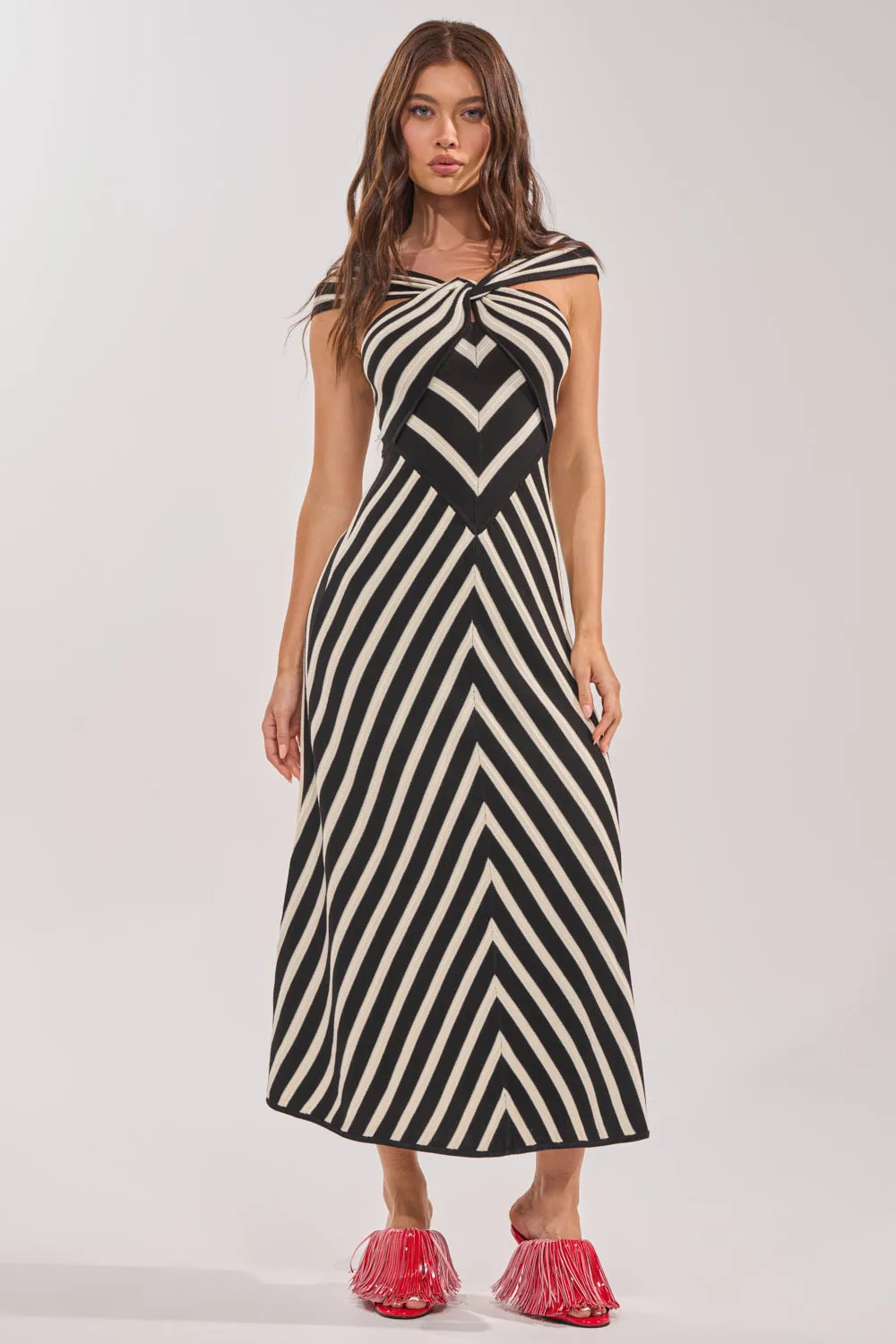 BLOCKED AND BLESS MAXI SWEATER DRESS IN BLACK AND WHITE STRIPE