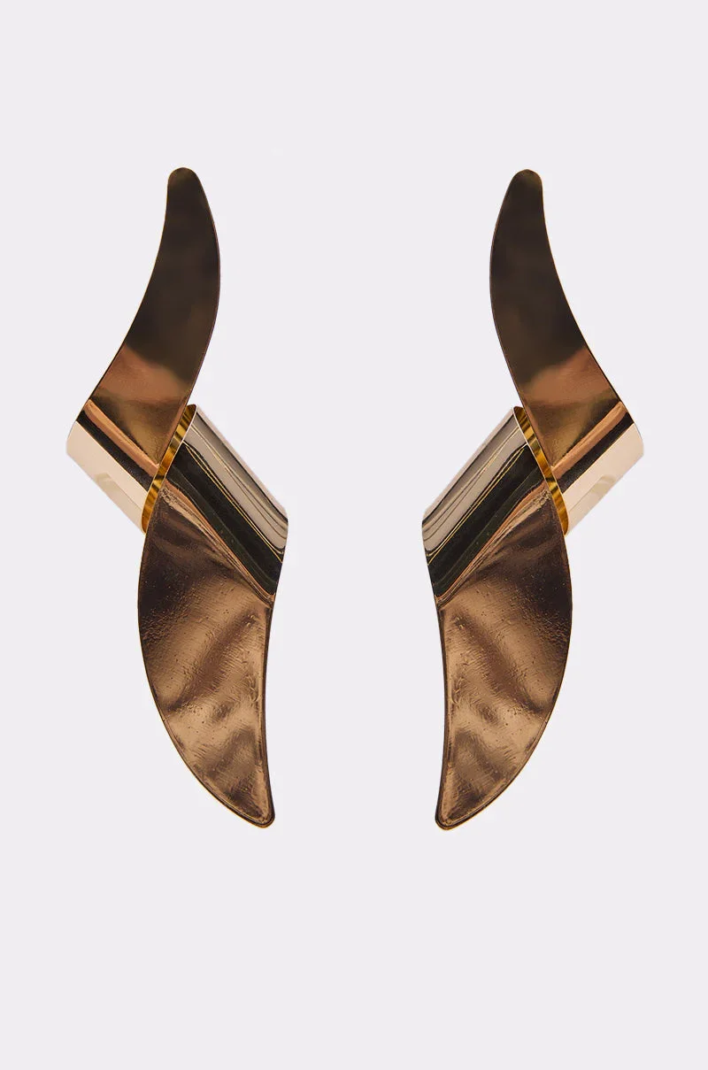 TWISTED UP EARRING