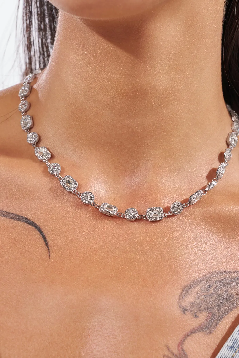 REGAL CHAIN - 2