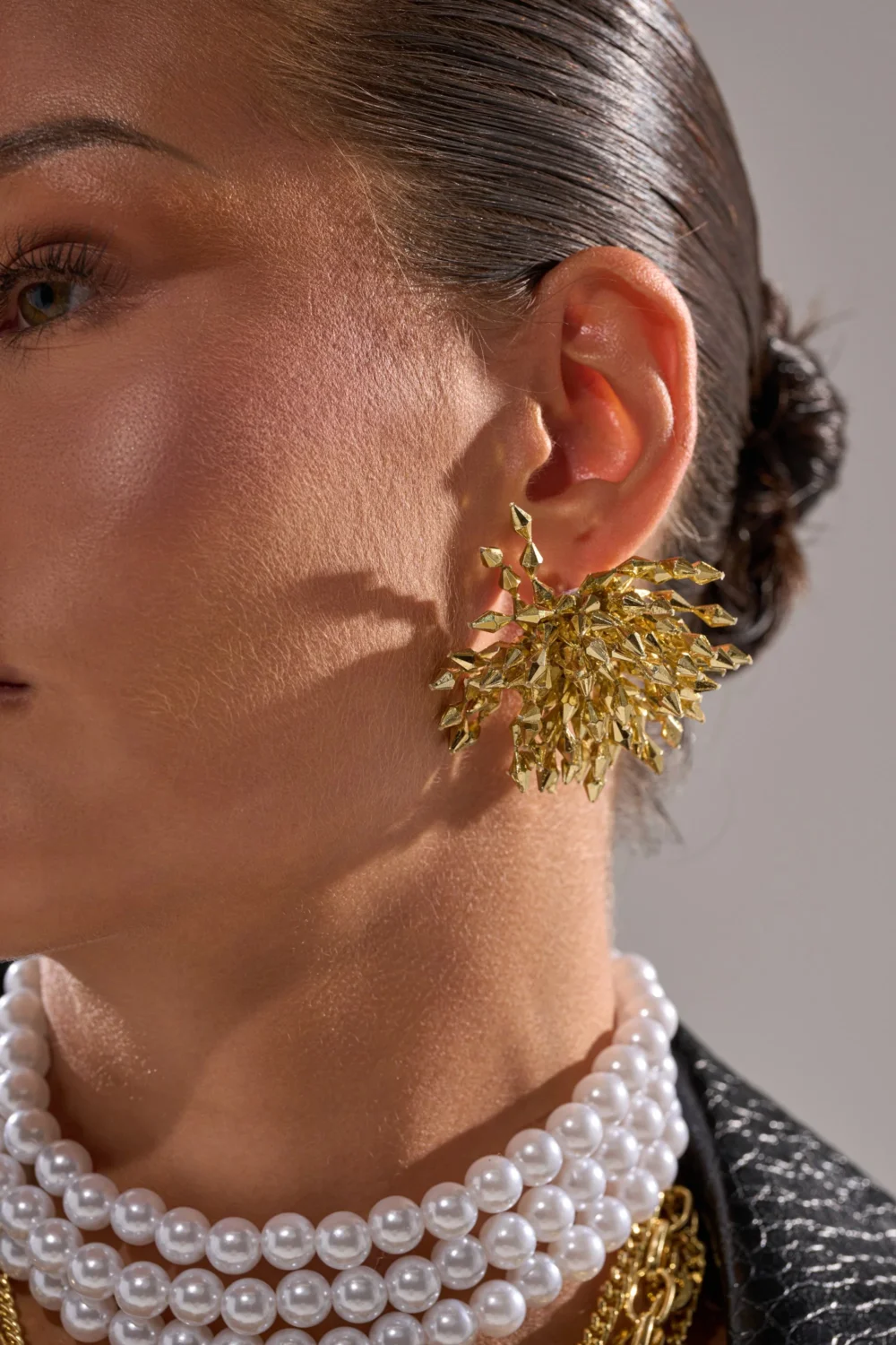 EDGY VIBE EARRING - 5